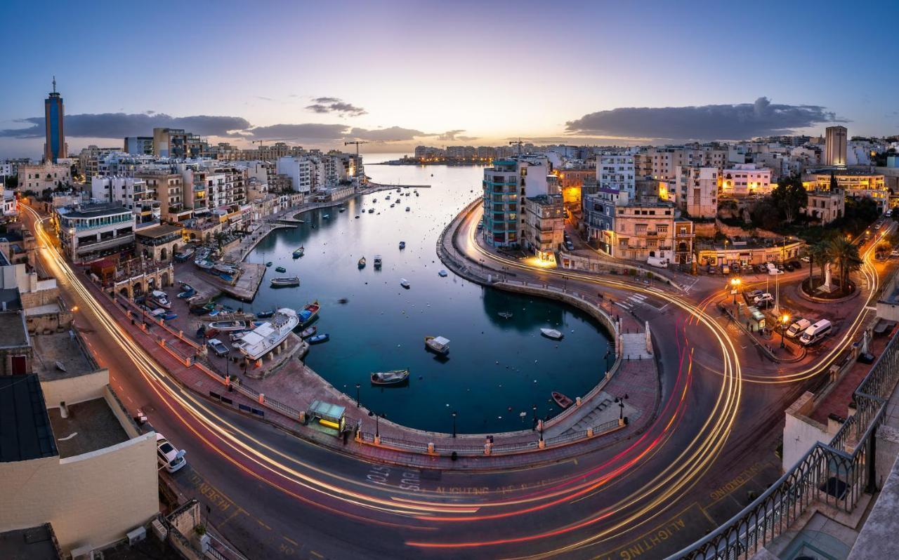 Apartment With Stunning Seaviews Sliema Dış mekan fotoğraf