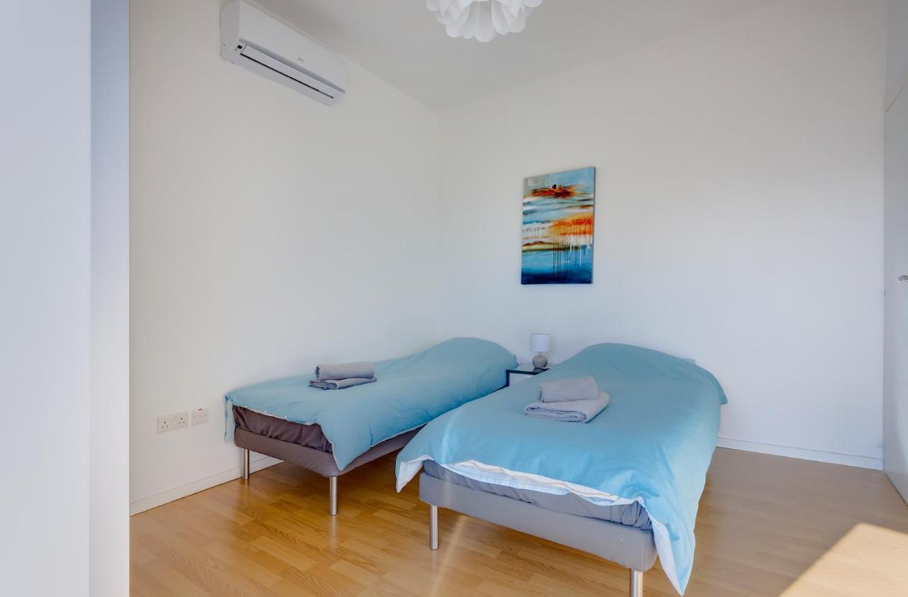 Apartment With Stunning Seaviews Sliema Dış mekan fotoğraf
