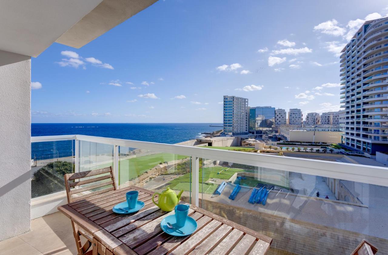 Apartment With Stunning Seaviews Sliema Dış mekan fotoğraf