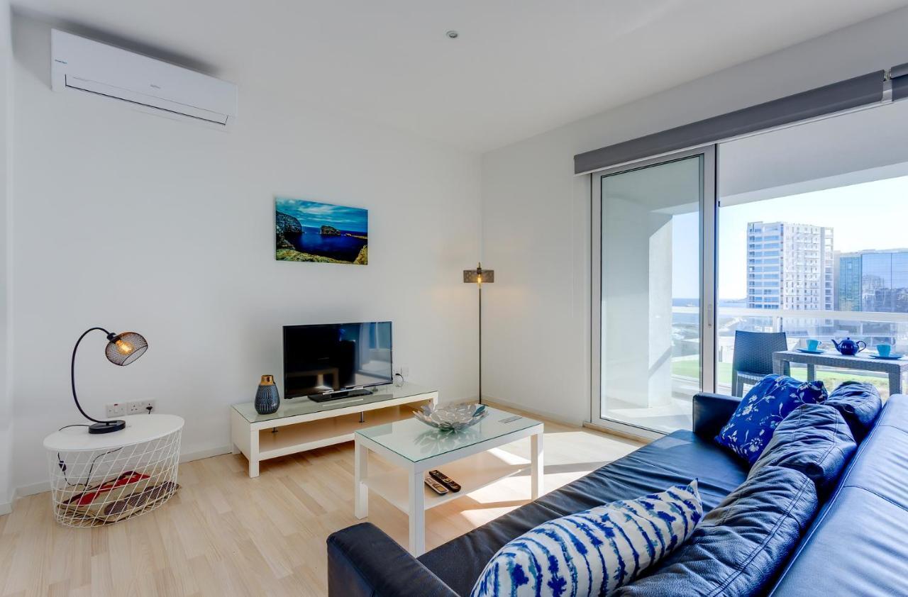 Apartment With Stunning Seaviews Sliema Dış mekan fotoğraf